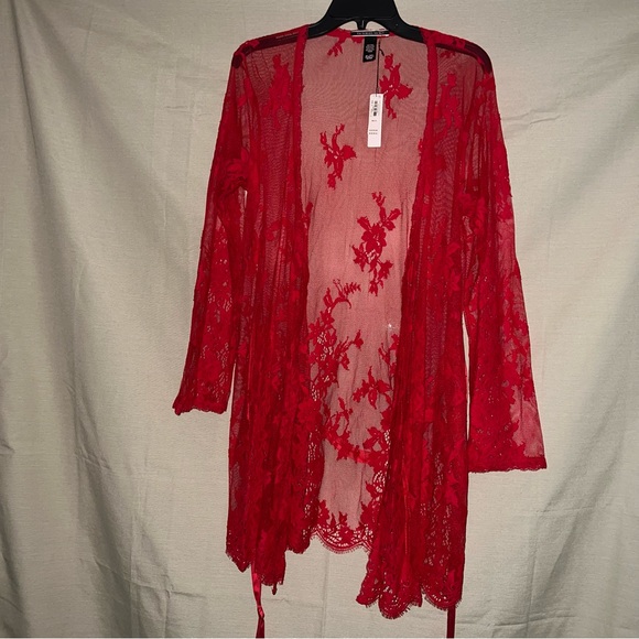 V. S. Sheer Lace Robe. NWT - Picture 4 of 7